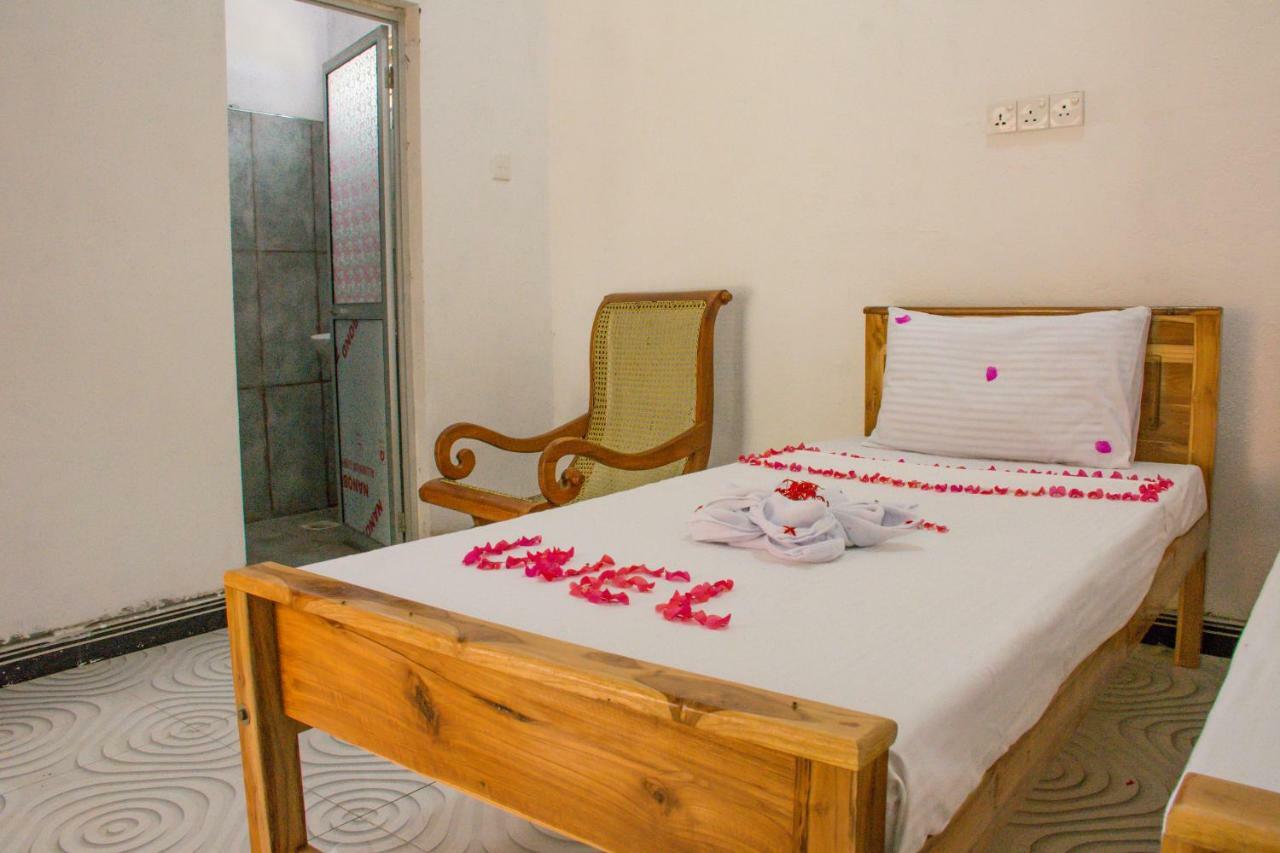 Beach Lagoon Parans Arugam Bay Exterior foto
